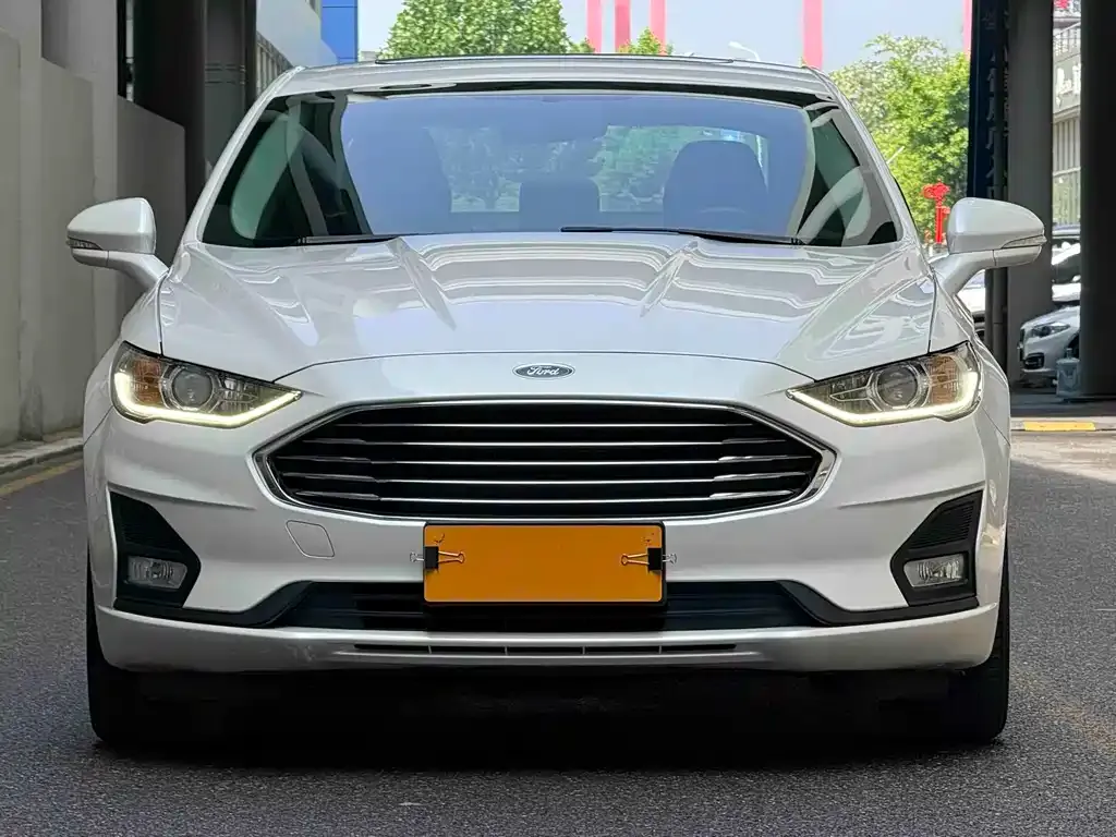 Ford Mondeo 2021 из CN, фото 5