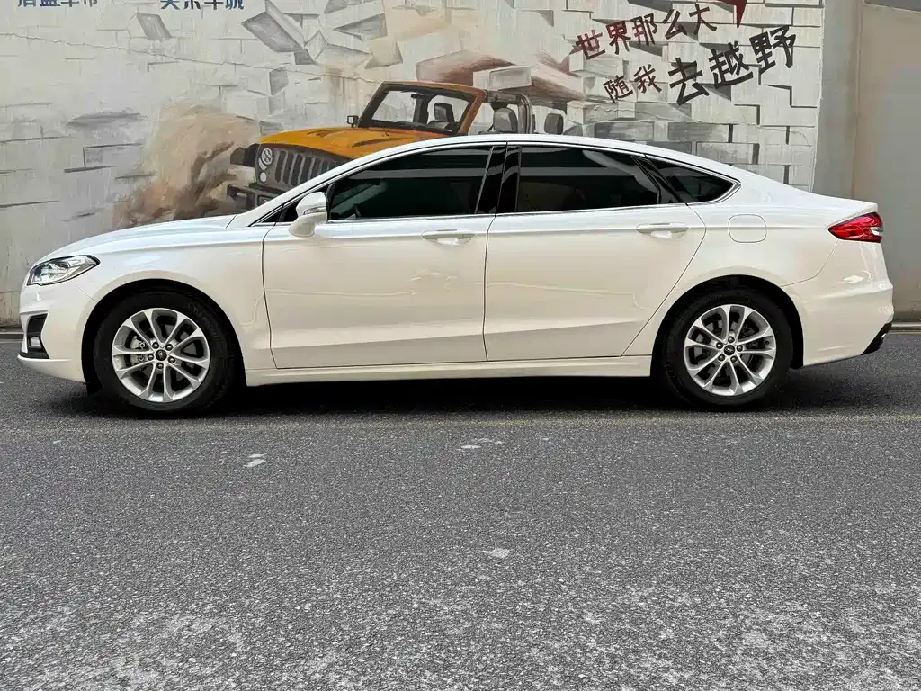 Ford Mondeo 2021 из CN, фото 6