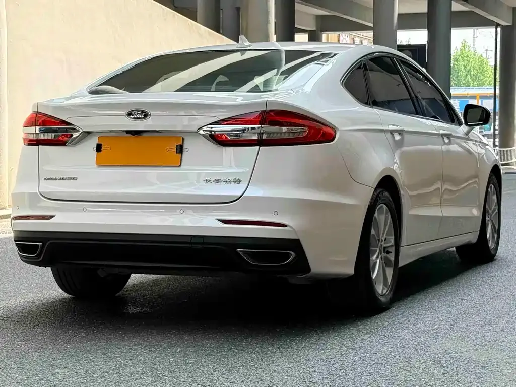 Ford Mondeo 2021 из CN, фото 7