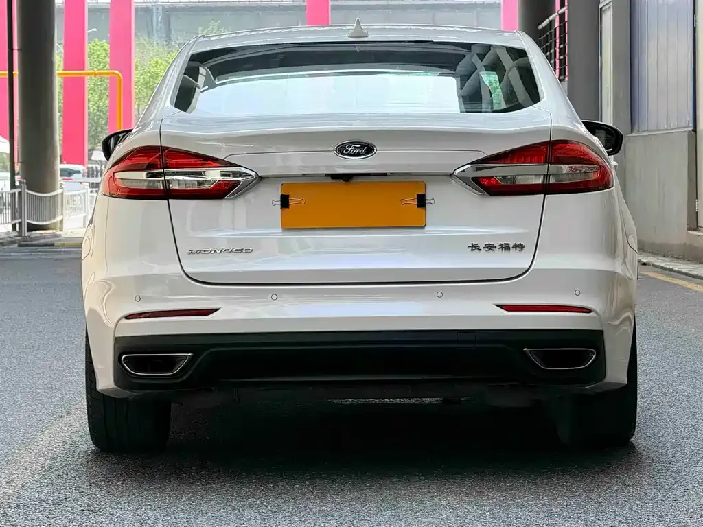 Ford Mondeo 2021 из CN, фото 2