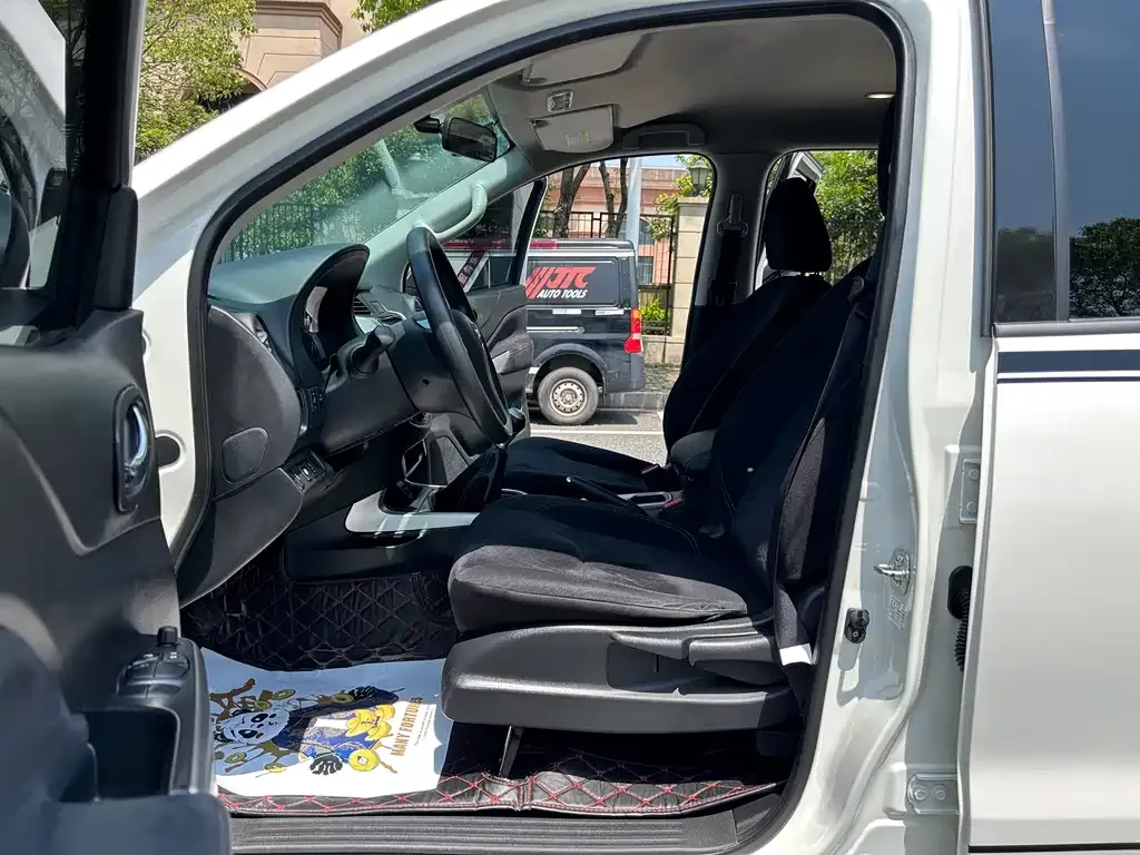 Nissan Terra 2022 из CN, фото 4