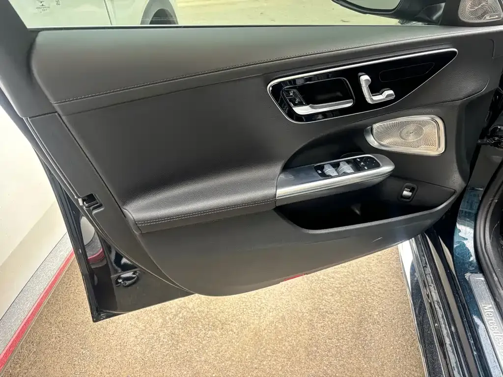 Mercedes-Benz C-Class 2022 из CN, фото 6