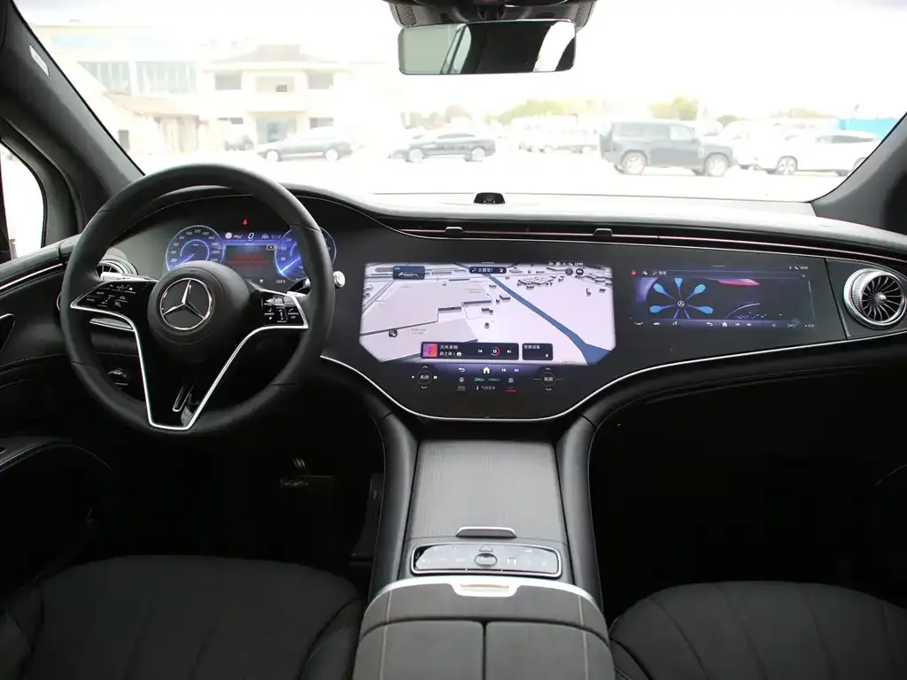 Mercedes-Benz EQS SUV 2025 из CN, фото 7