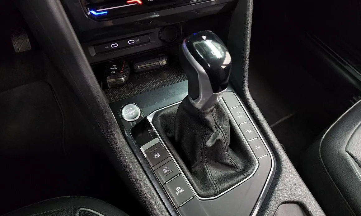 Volkswagen Tiguan 2021 из KR, фото 6