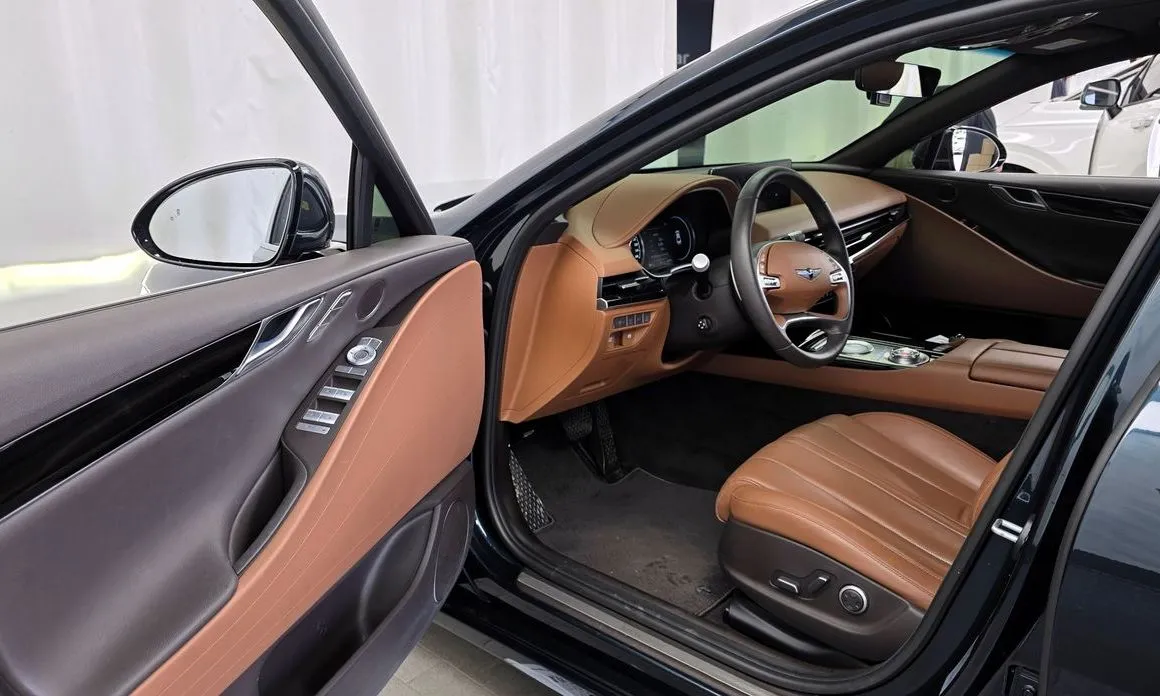 Genesis G80 — фото 10