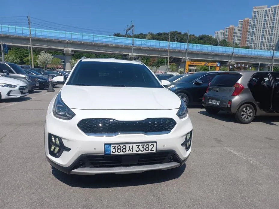 Kia Niro 2022 из KR, фото 1