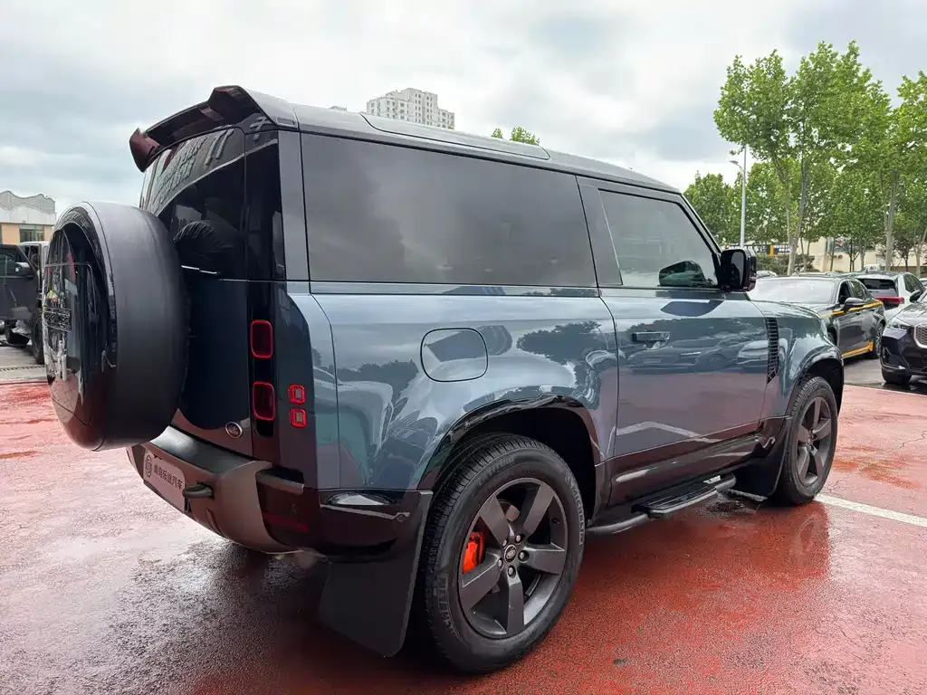 Land Rover Defender — фото 2