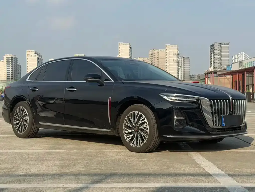 Hongqi H5 — фото 3