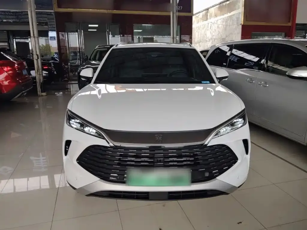 BYD L DM-i — фото 4