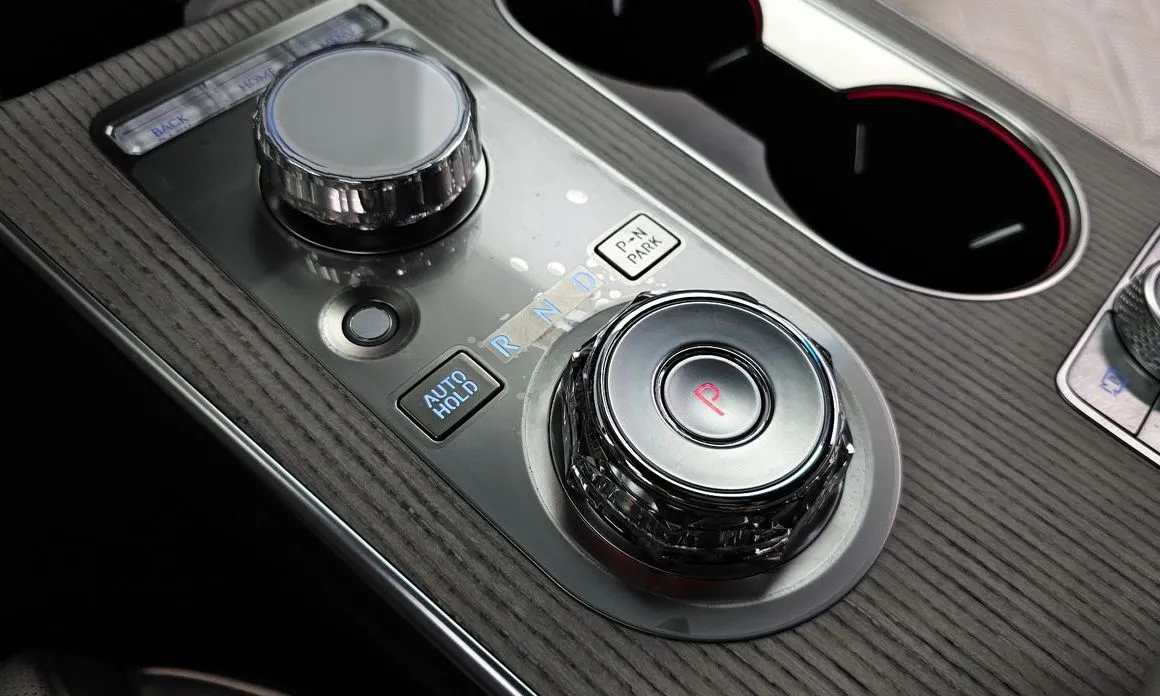 Genesis GV80 — фото 10