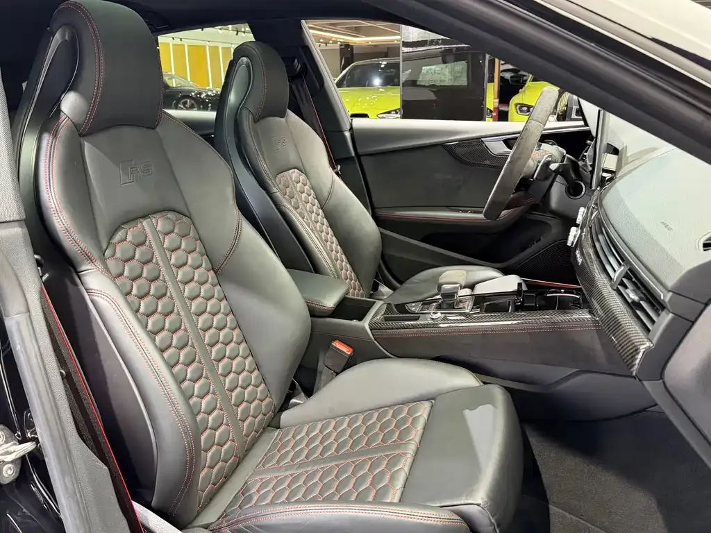 Audi RS 5 2024 из CN, фото 10