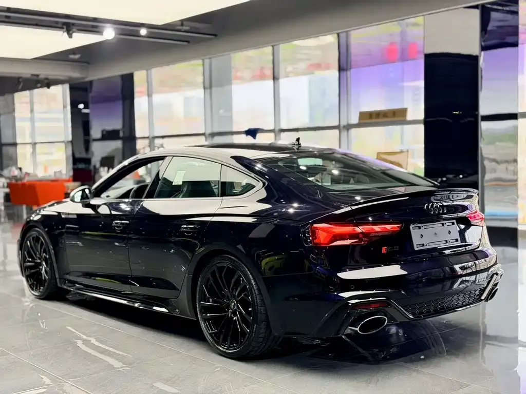 Audi RS 5 2024 из CN, фото 3