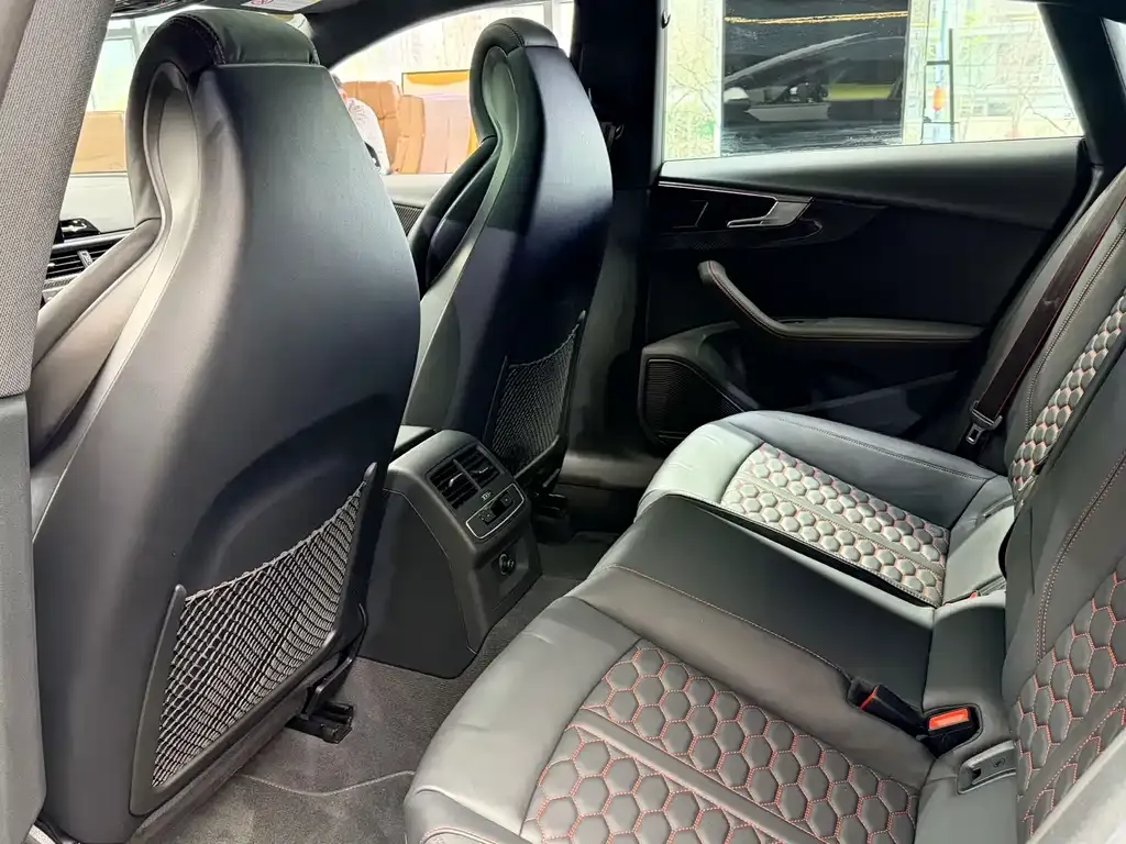 Audi RS 5 2024 из CN, фото 2