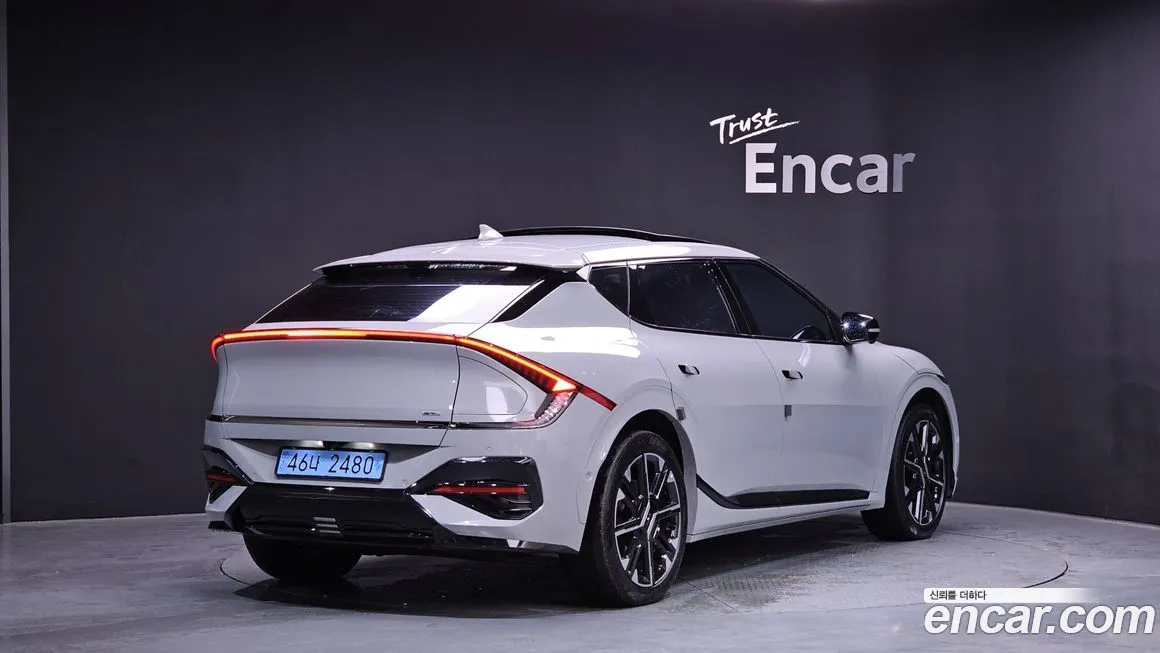 Kia EV6 — фото 3