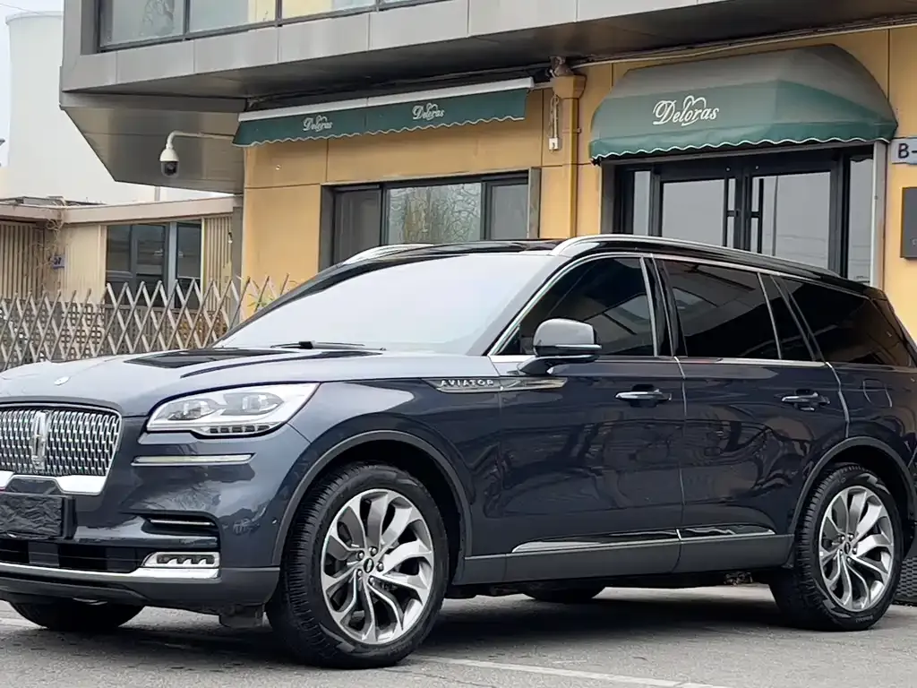Lincoln Aviator — фото 1