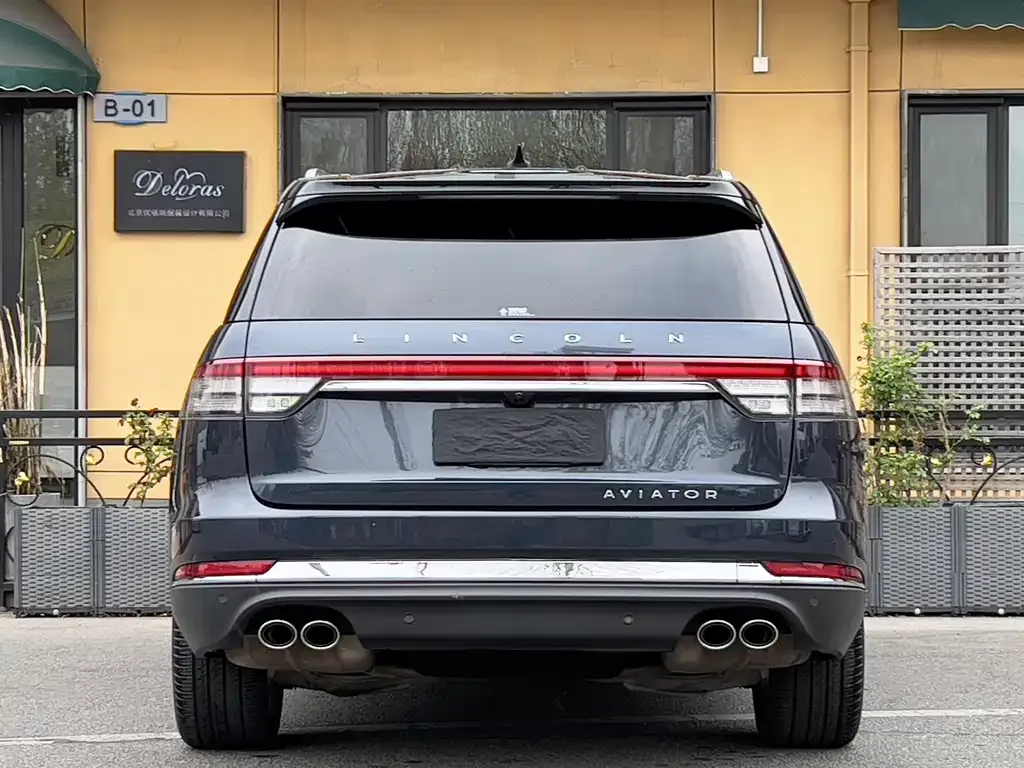 Lincoln Aviator — фото 7