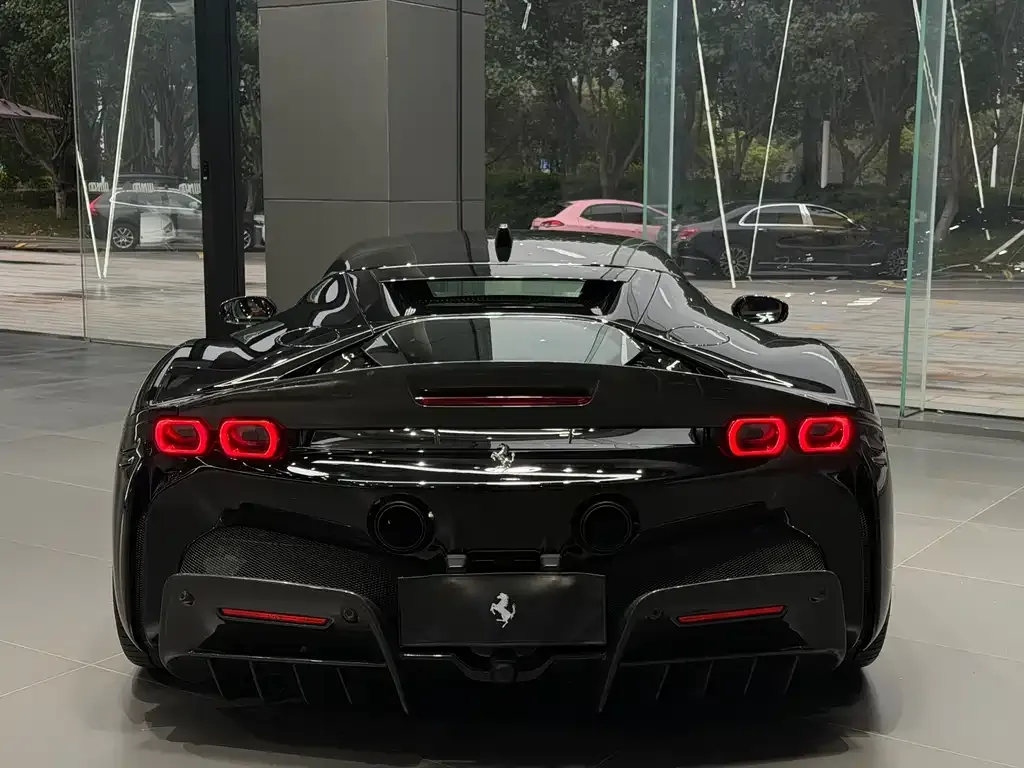 Ferrari SF90 2024 из CN, фото 2