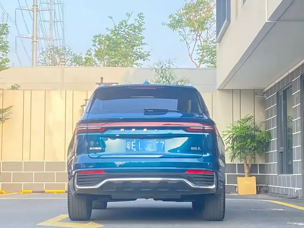 Geely Xingyue L — фото 7