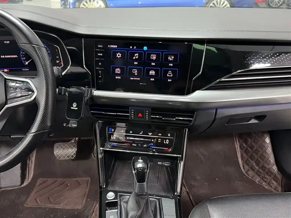 Volkswagen Passat — фото 10