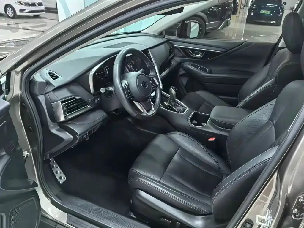 Subaru Outback 2022 из CN, фото 9