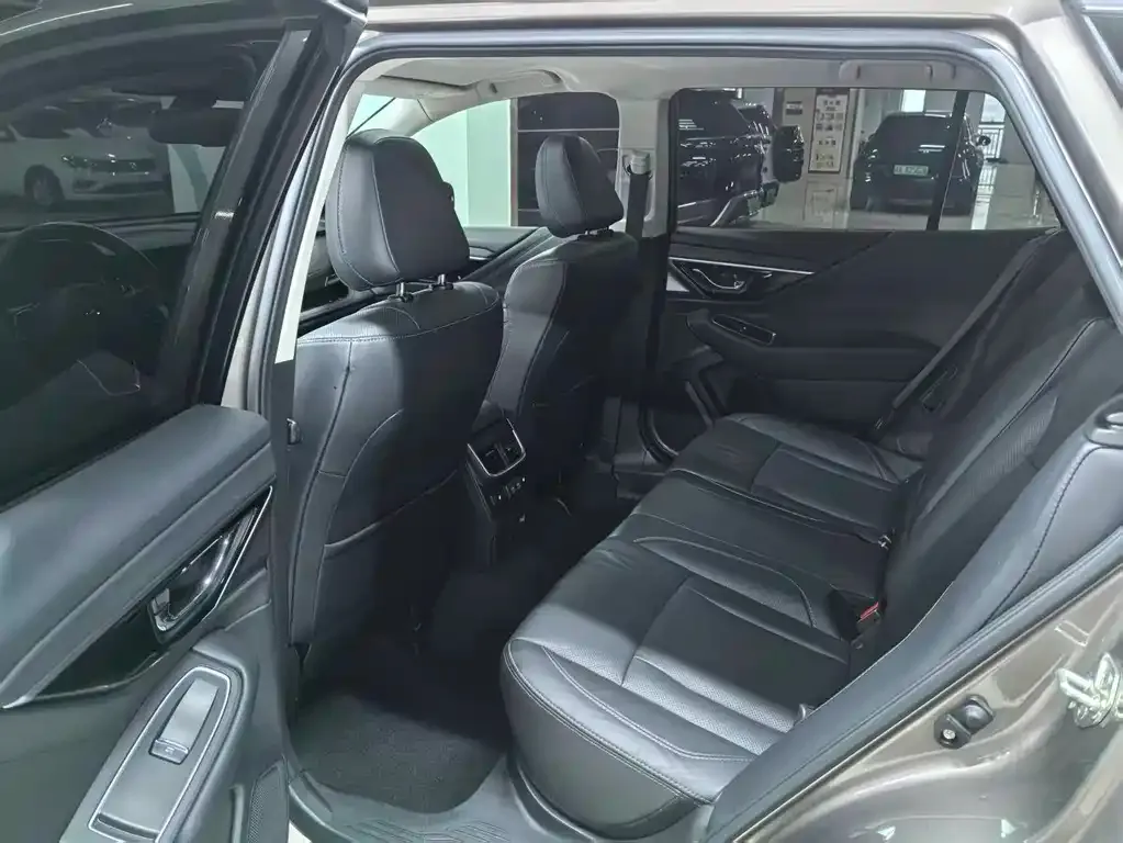 Subaru Outback 2022 из CN, фото 6