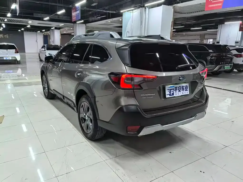 Subaru Outback 2022 из CN, фото 3