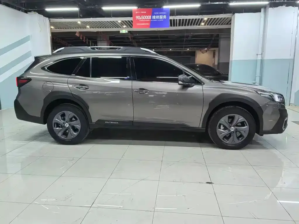 Subaru Outback 2022 из CN, фото 2