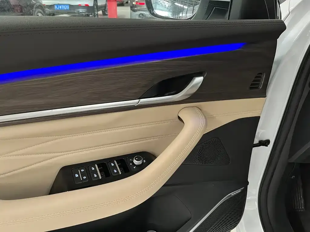 Geely Xingyue L 2026 из CN, фото 2
