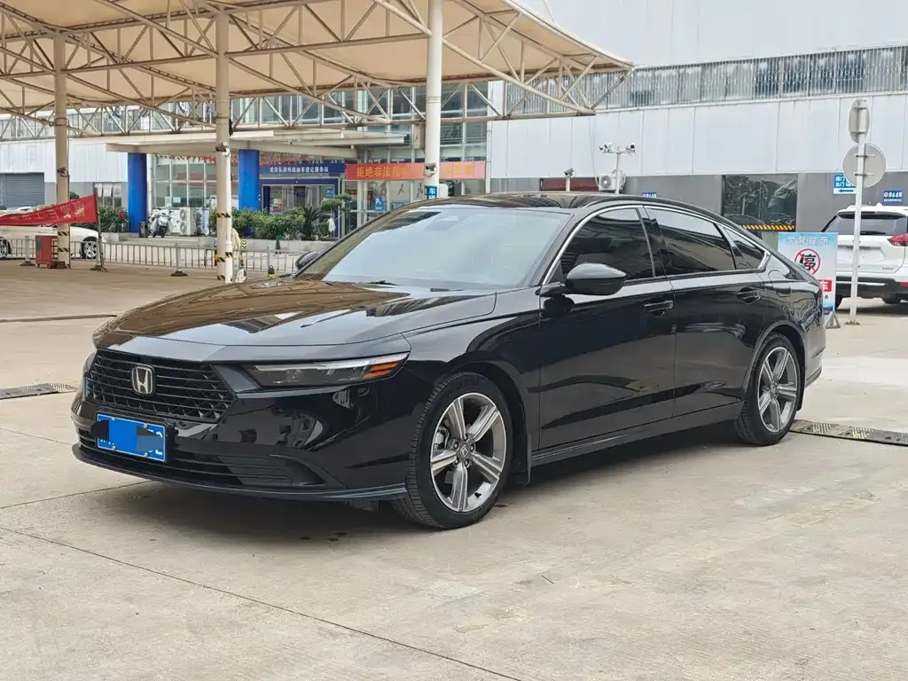 Honda Accord 2023 из CN, фото 1
