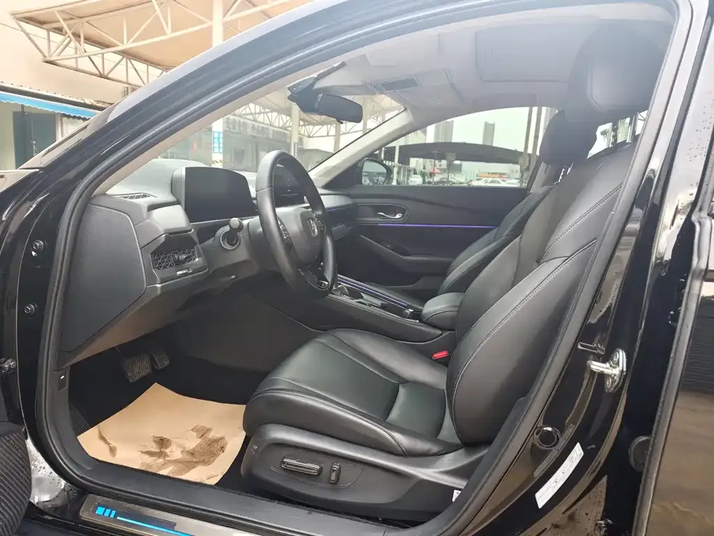 Honda Accord 2023 из CN, фото 5