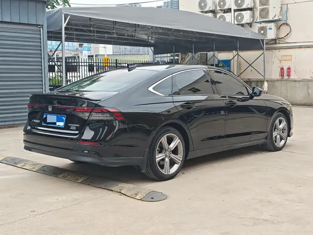 Honda Accord 2023 из CN, фото 2