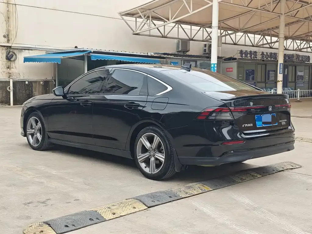Honda Accord 2023 из CN, фото 9
