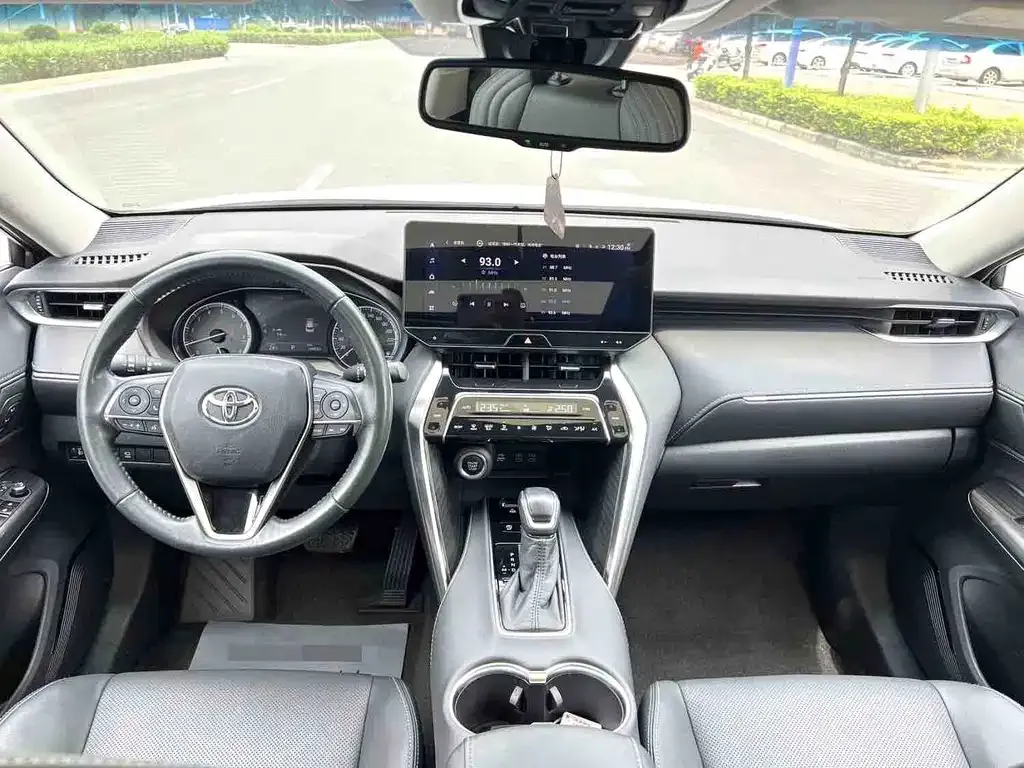 Toyota Harrier 2022 из CN, фото 6