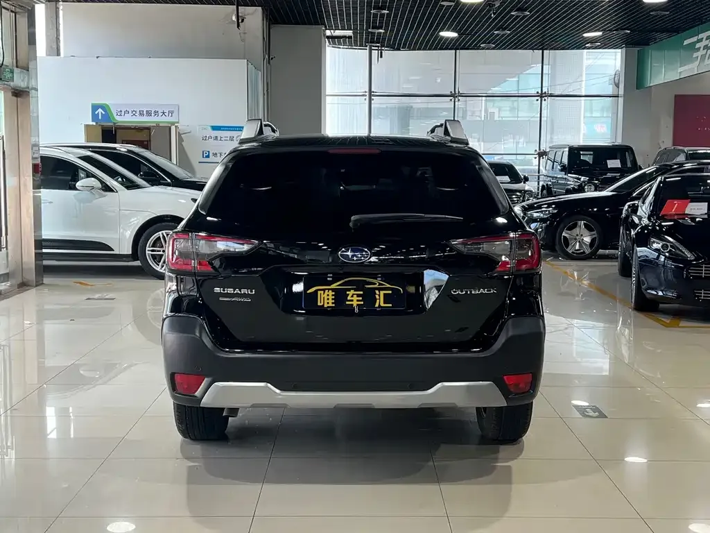 Subaru Outback 2022 из CN, фото 8