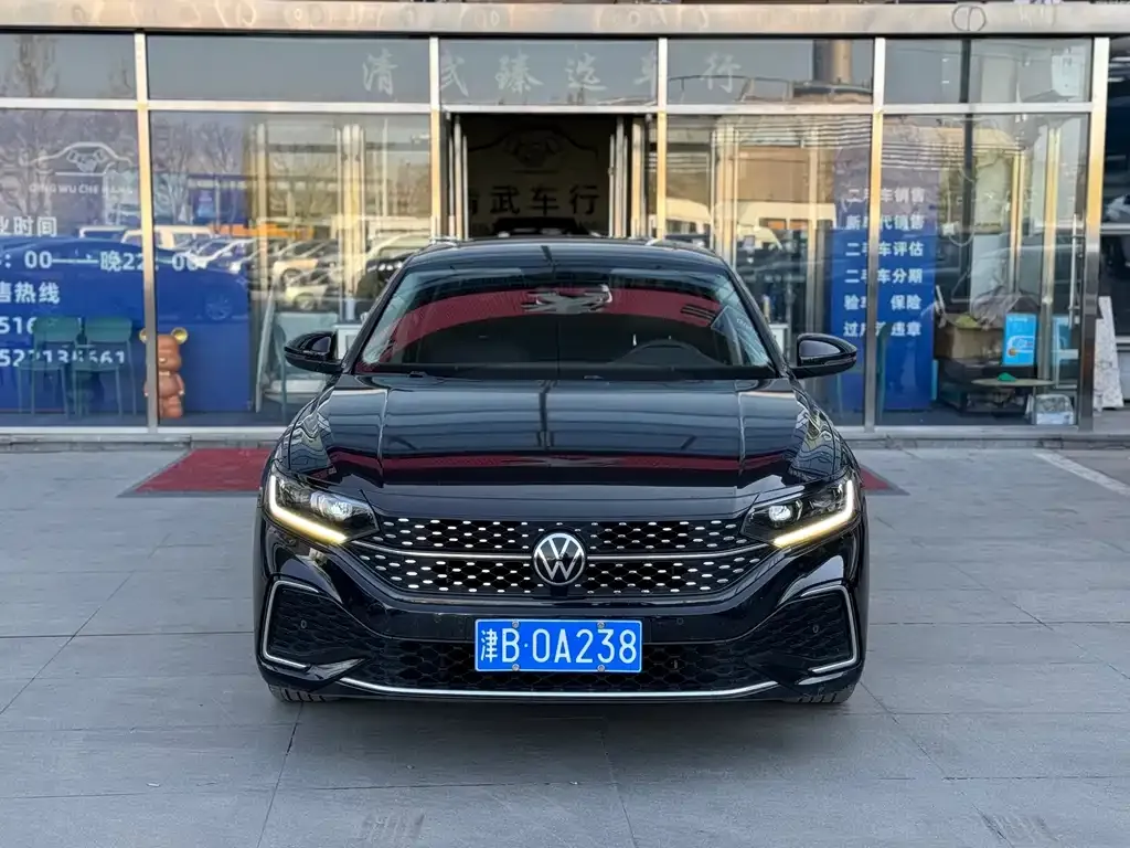 Volkswagen Passat 2022 из CN, фото 10