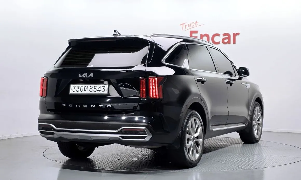 Kia Sorento — фото 8