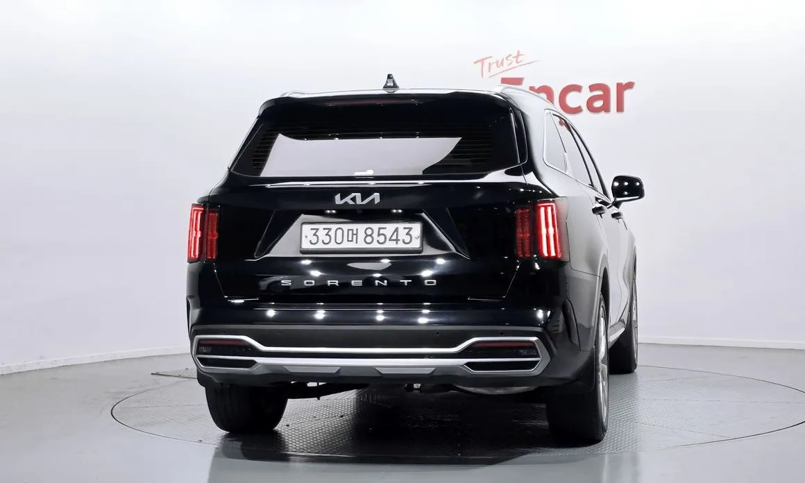 Kia Sorento — фото 9