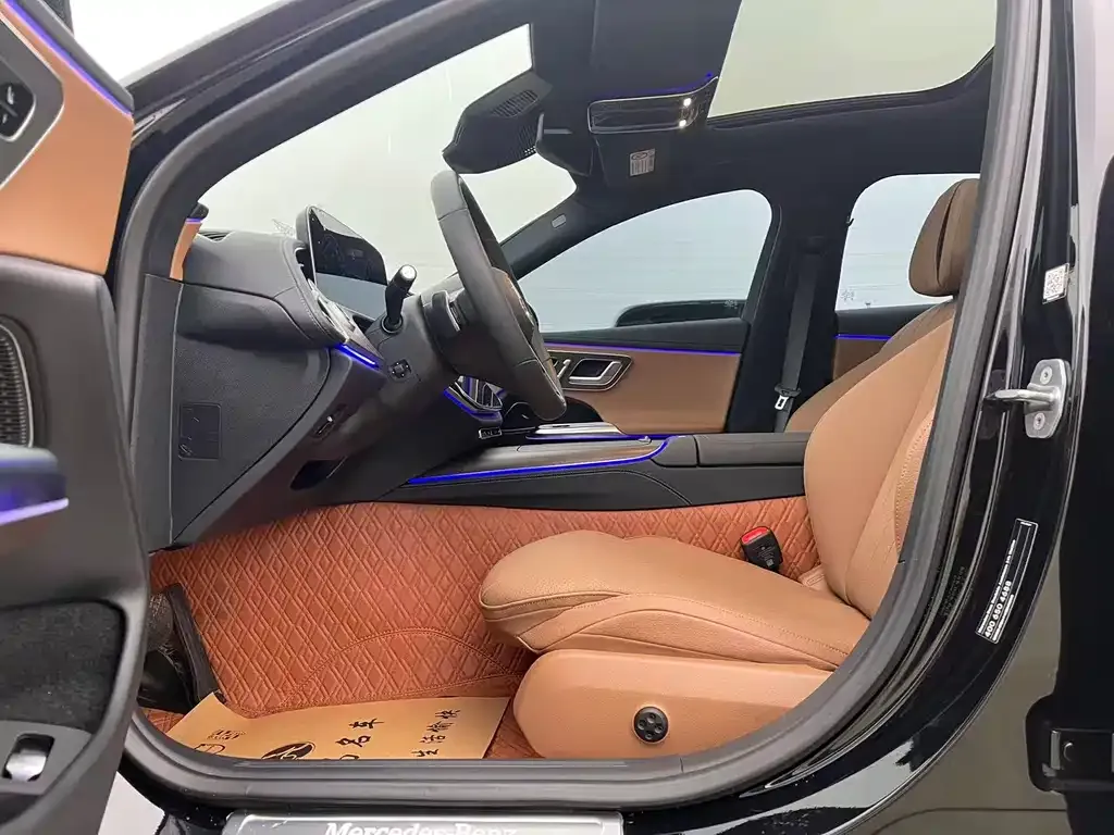 Mercedes-Benz E-Class 2024 из CN, фото 5