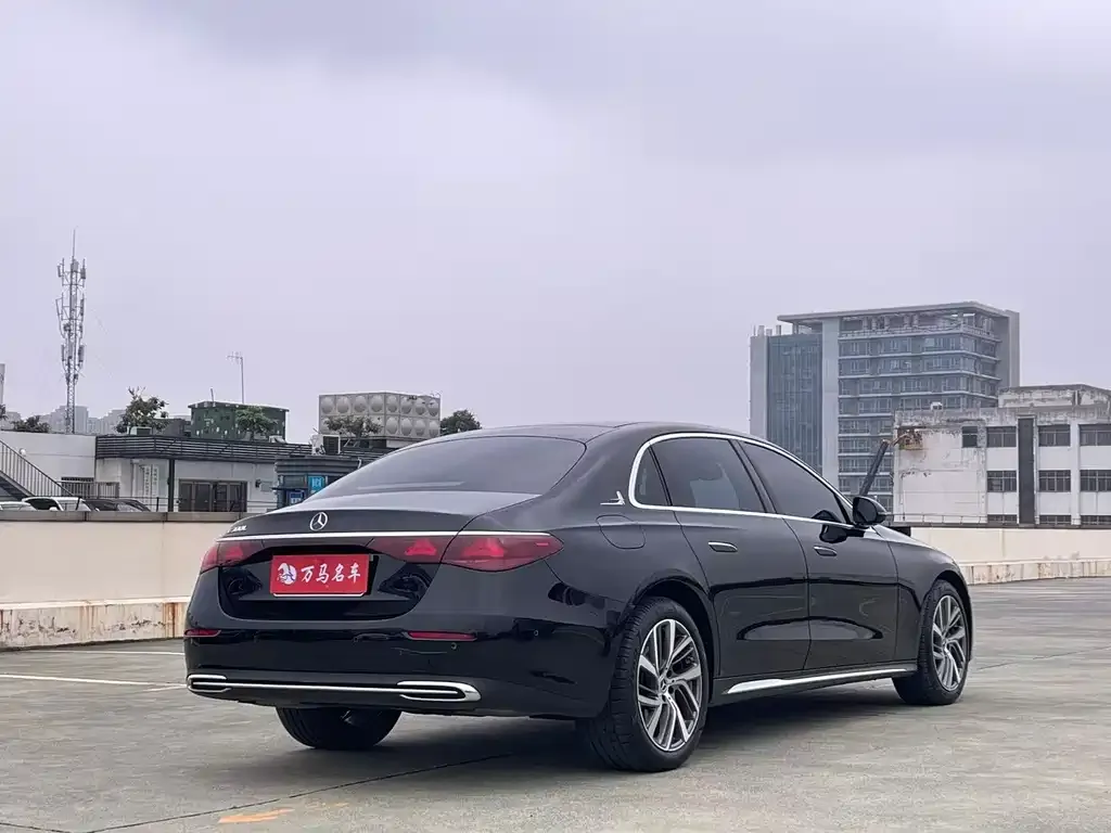 Mercedes-Benz E-Class 2024 из CN, фото 8