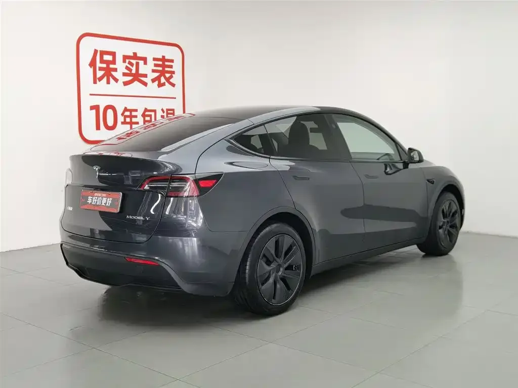Tesla Model Y 2024 из CN, фото 2
