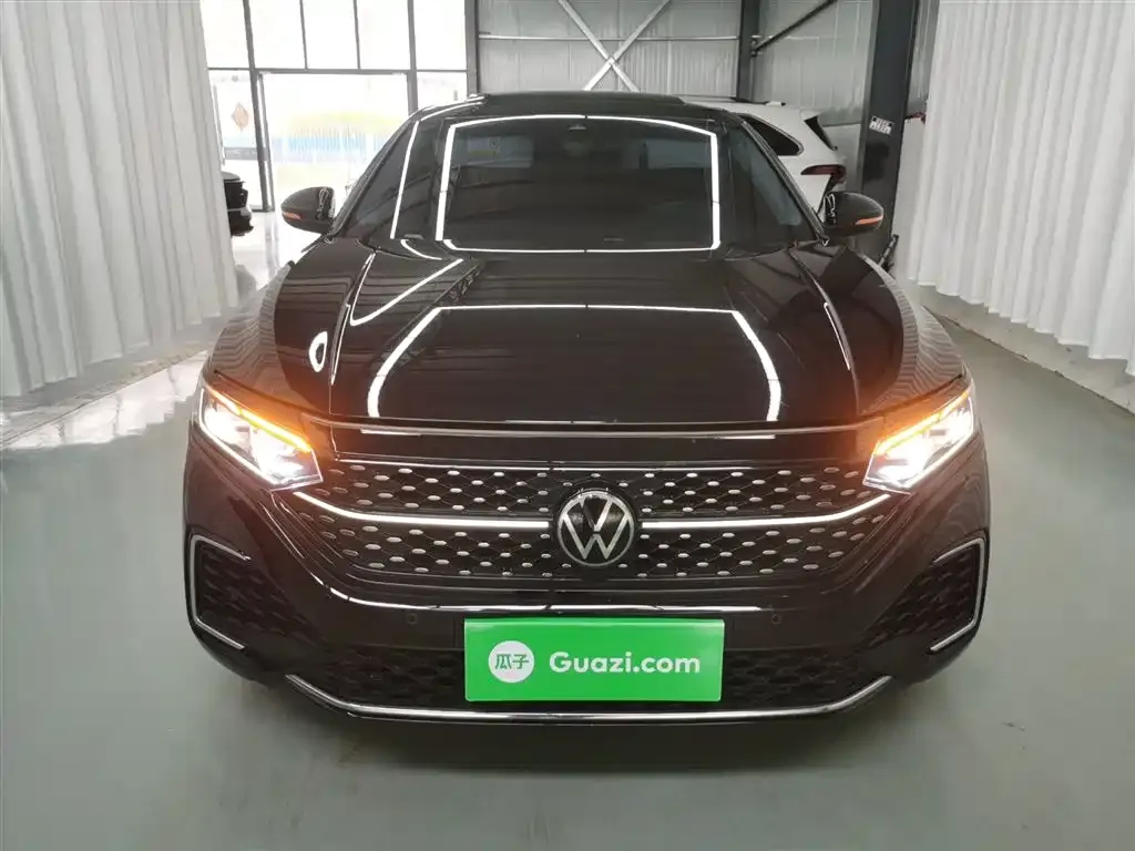 Volkswagen Passat — фото 9