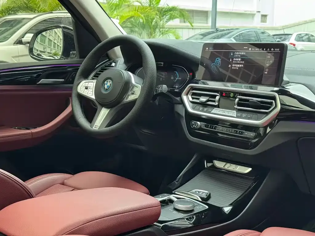 BMW iX3 2024 из CN, фото 8