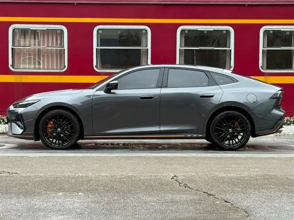 Changan UNI-V 2025 из CN, фото 2