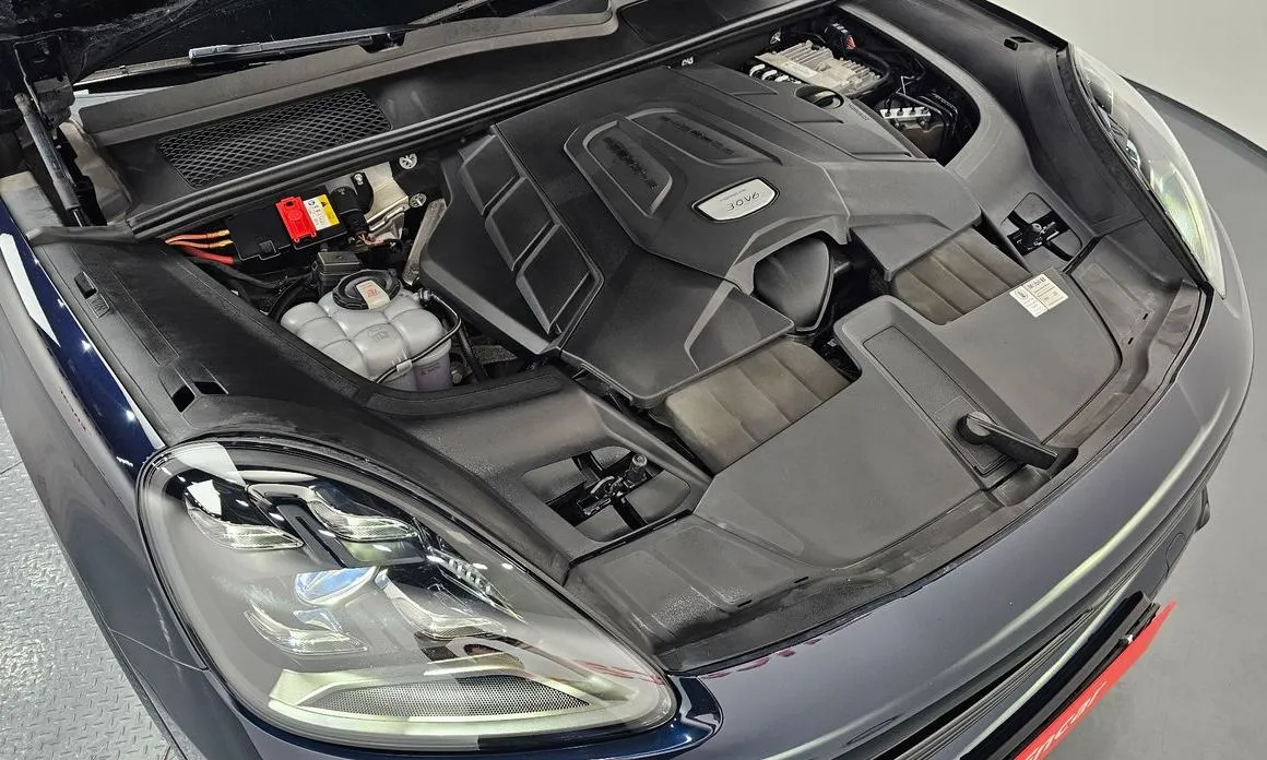 Porsche Cayenne 2021 из KR, фото 2