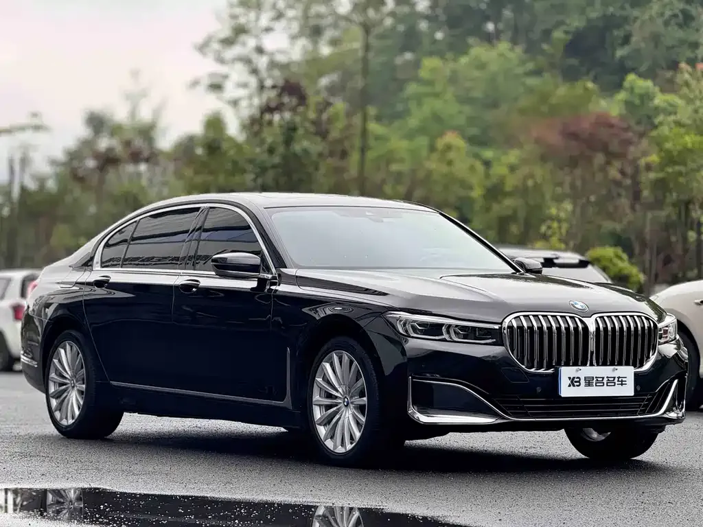 BMW 7 Series — фото 7