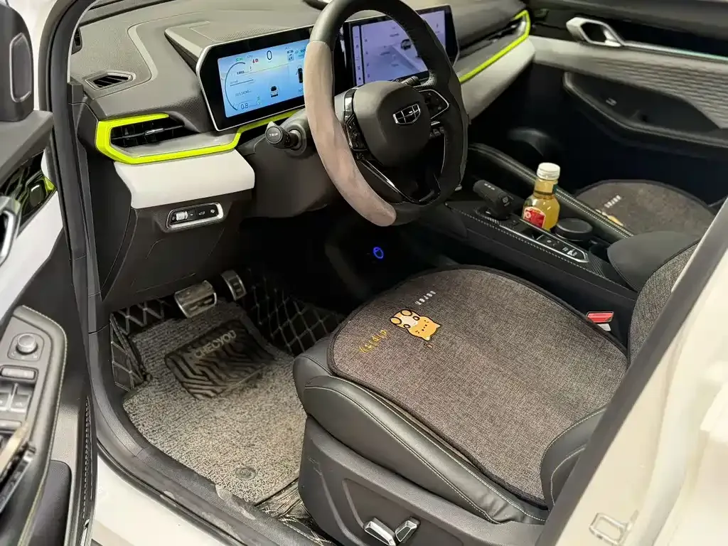 Geely Binyue 2023 из CN, фото 6
