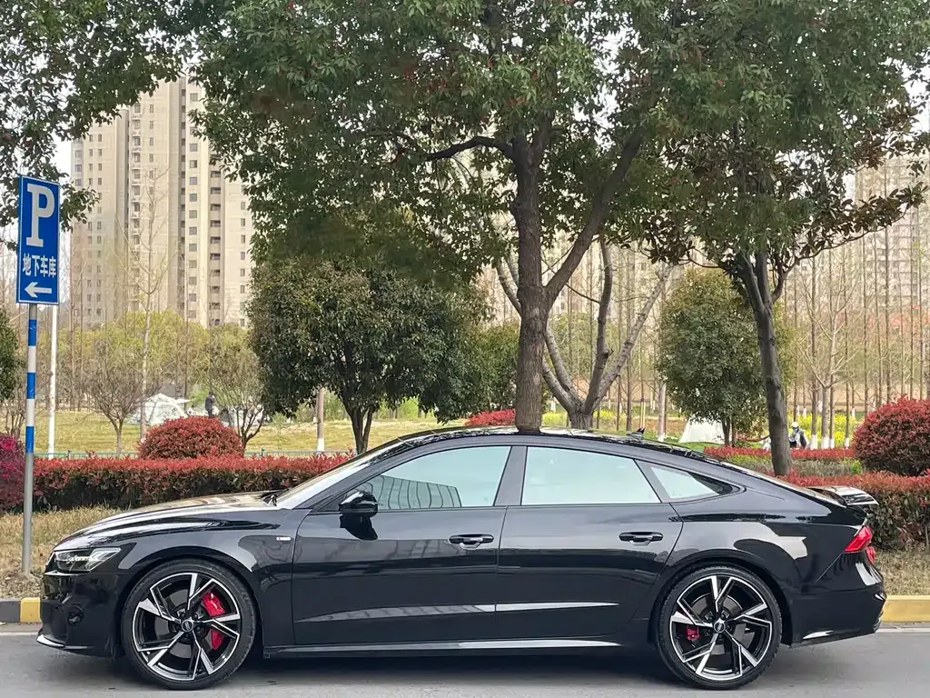 Audi A7 — фото 7