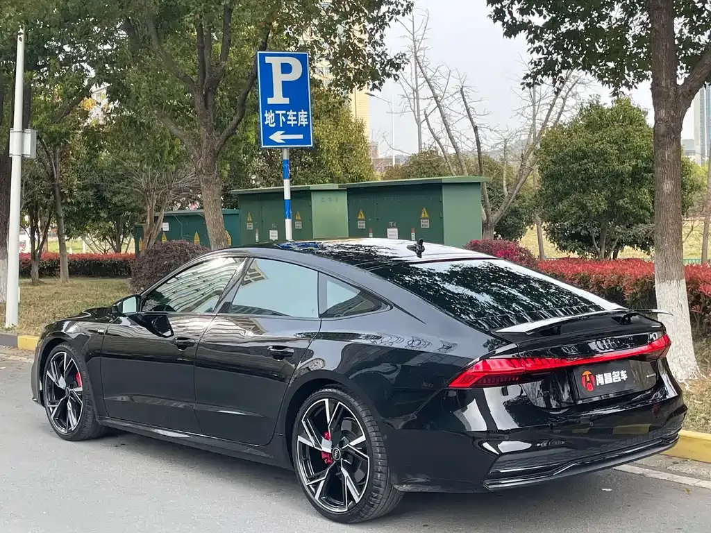 Audi A7 — фото 8