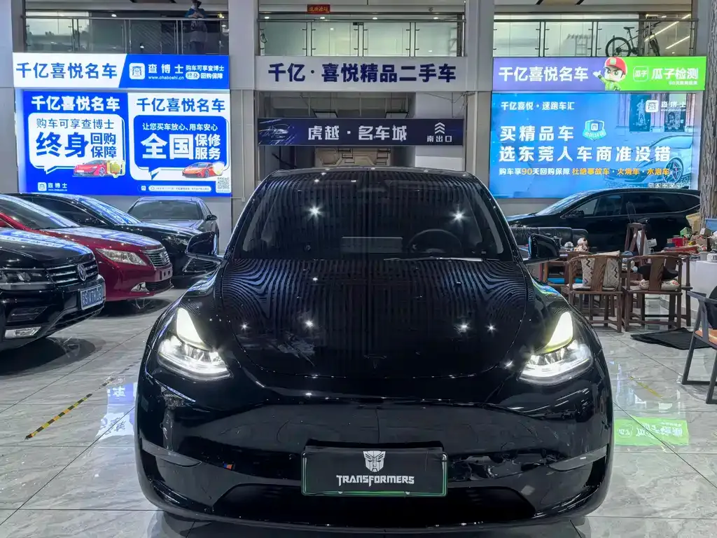 Tesla Model Y — фото 6