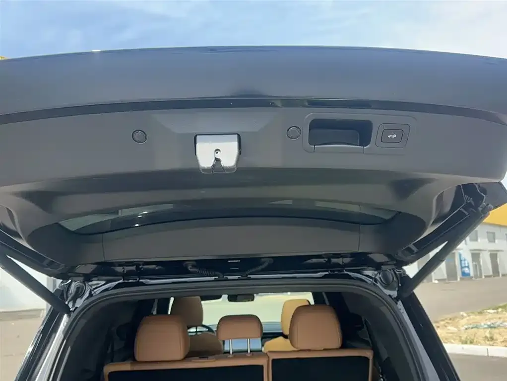 GAC Motor Trumpchi GS8 — фото 3
